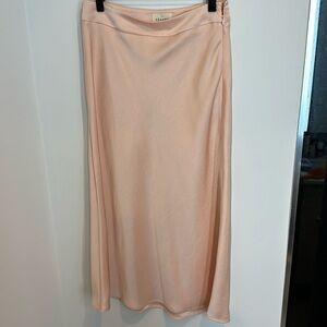 Sezane Sandy Skirt, brand new, never worn. Size 36/US 4. Powder pink